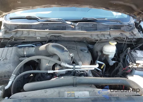 2017 Ram 1500 Tradesman 4X4 6'4 Box из США, поврежденный, VIN 1C6RR7ST3HS594975